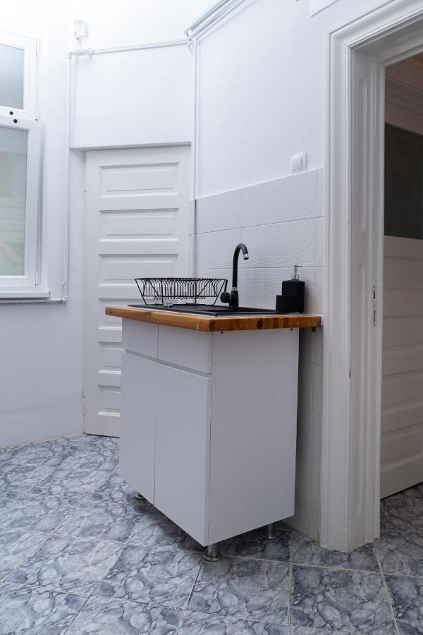 Color Aparments Coposu Blv Apartment Bucharest Luaran gambar