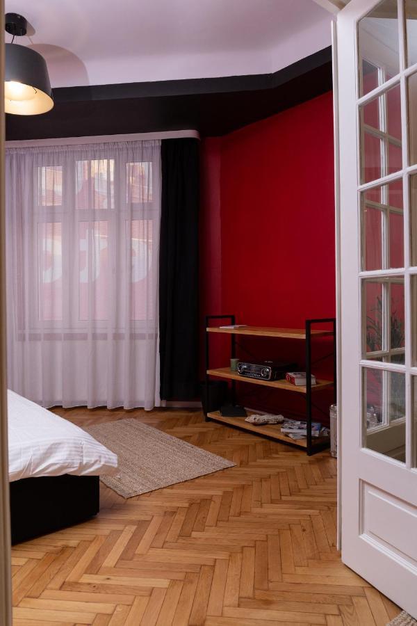 Color Aparments Coposu Blv Apartment Bucharest Luaran gambar