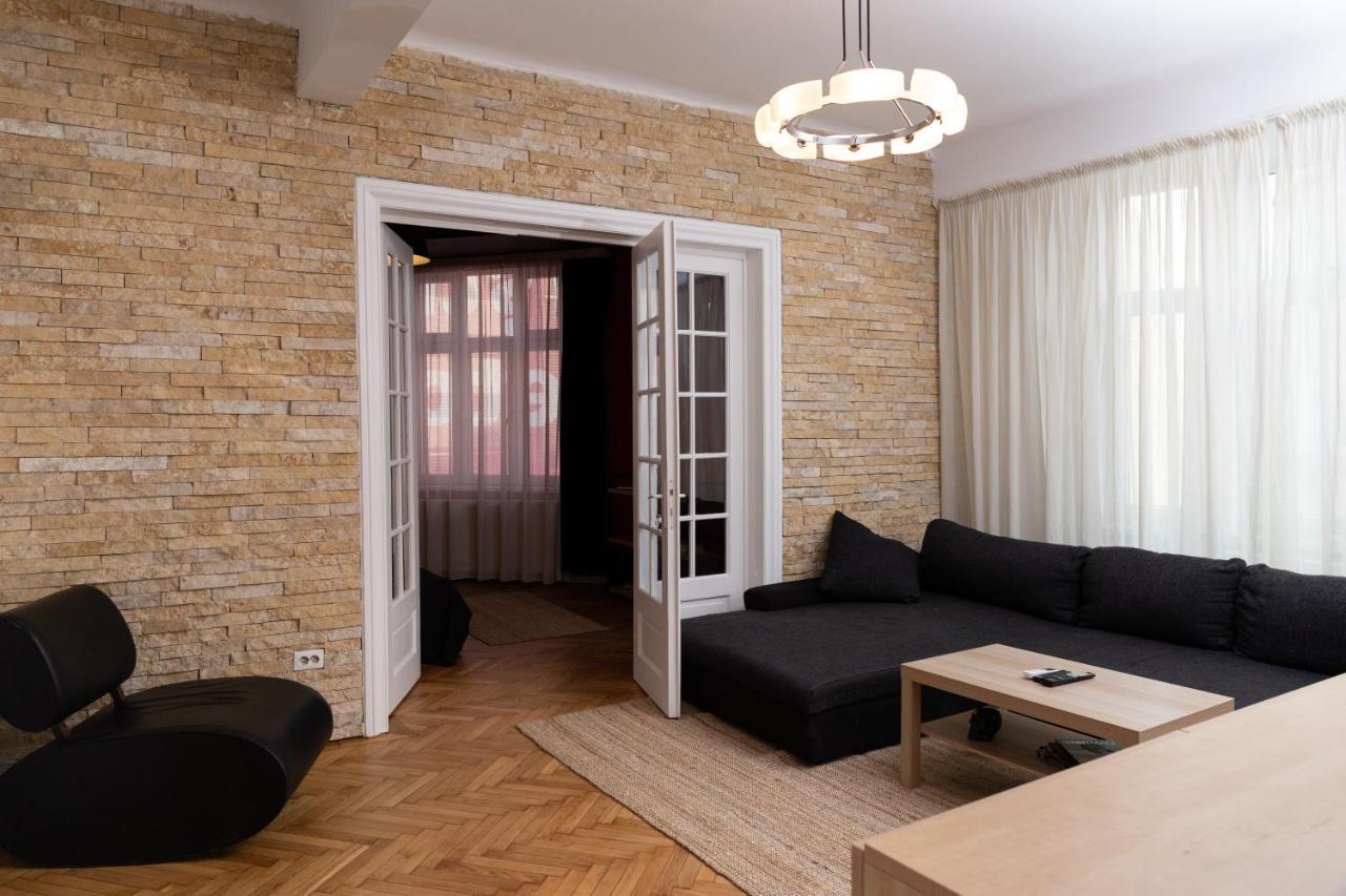 Color Aparments Coposu Blv Apartment Bucharest Luaran gambar